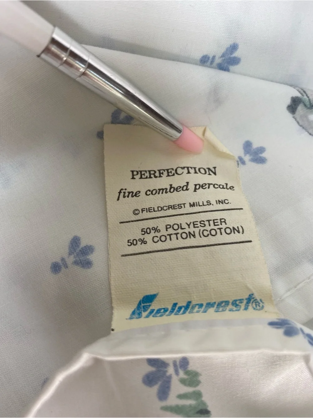 Fieldcrest Full Size Flat Sheet Vintage Tres Jolie Pattern Duck Pig Rabbit Retro
